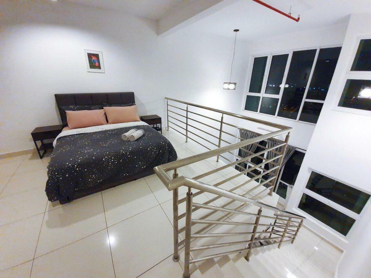Yenni Duplex @ Decentrum, Kajang Serdang  Exterior foto